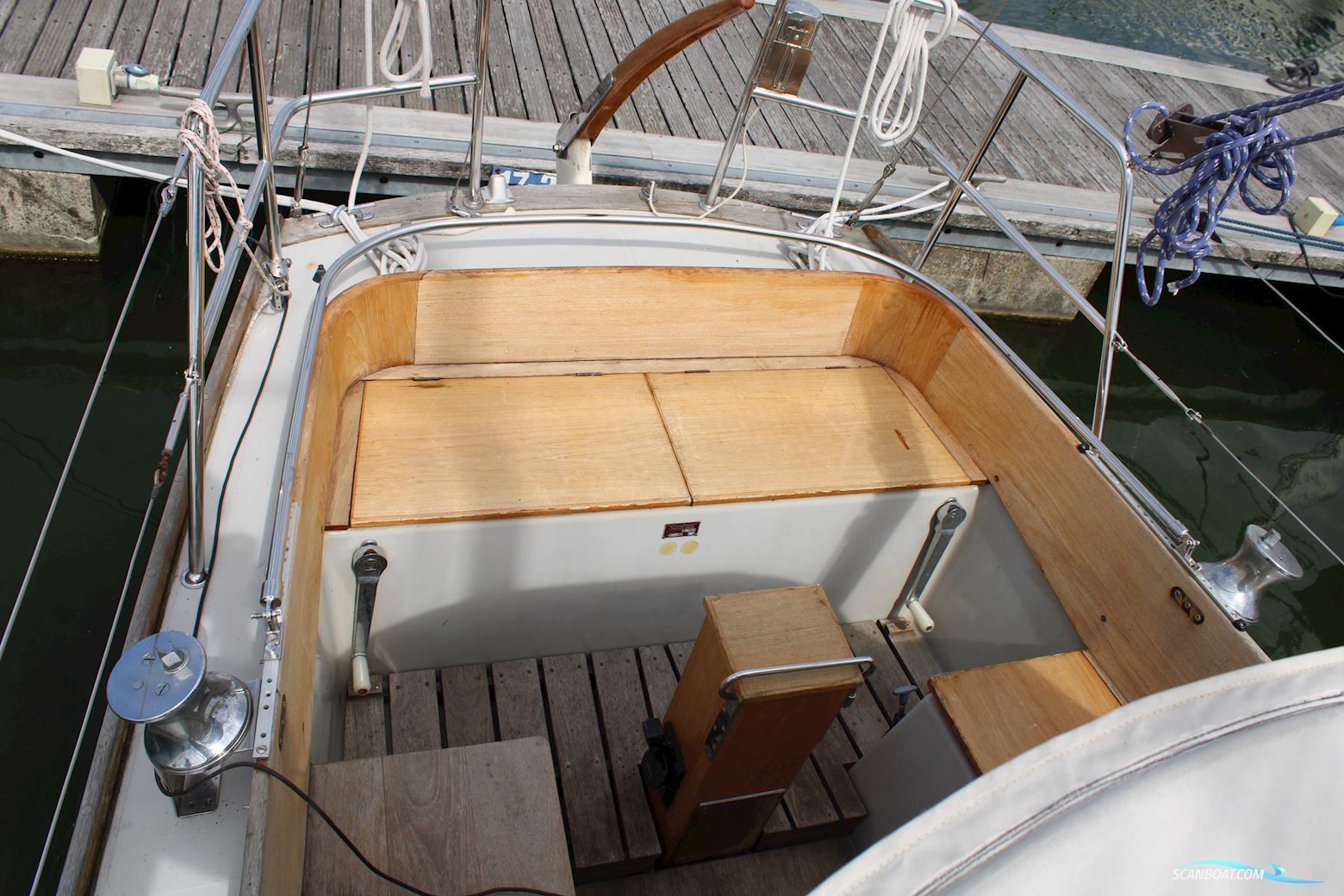 Great Dane GD 28