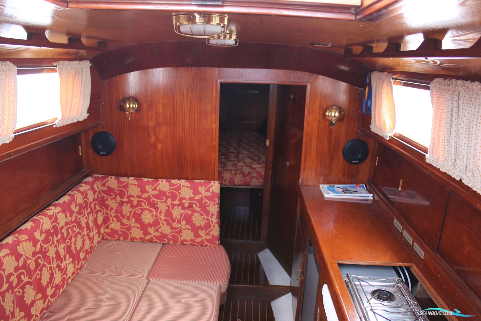 Great Dane GD 28