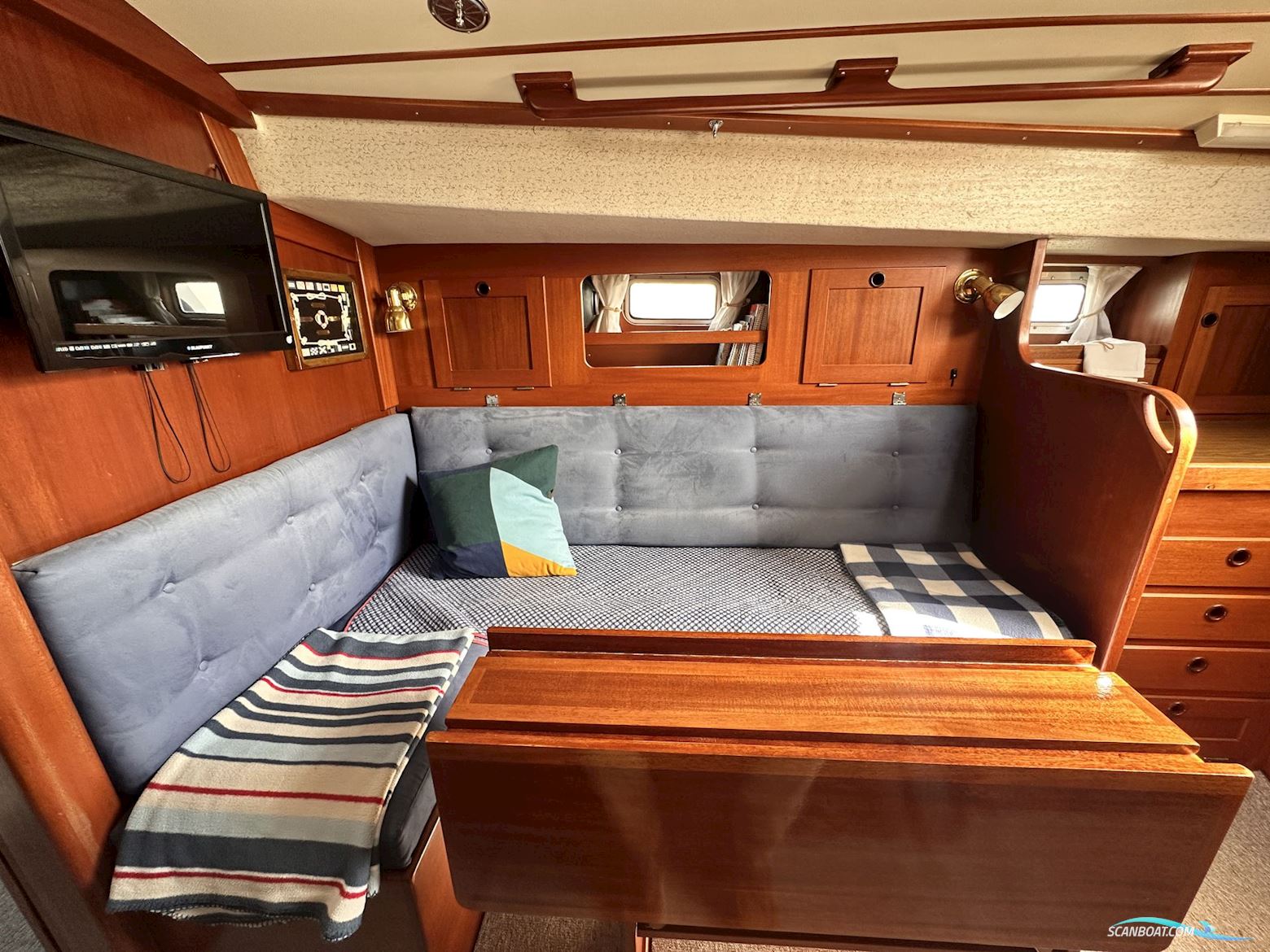 Hallberg-Rasssy 312 Middelfart