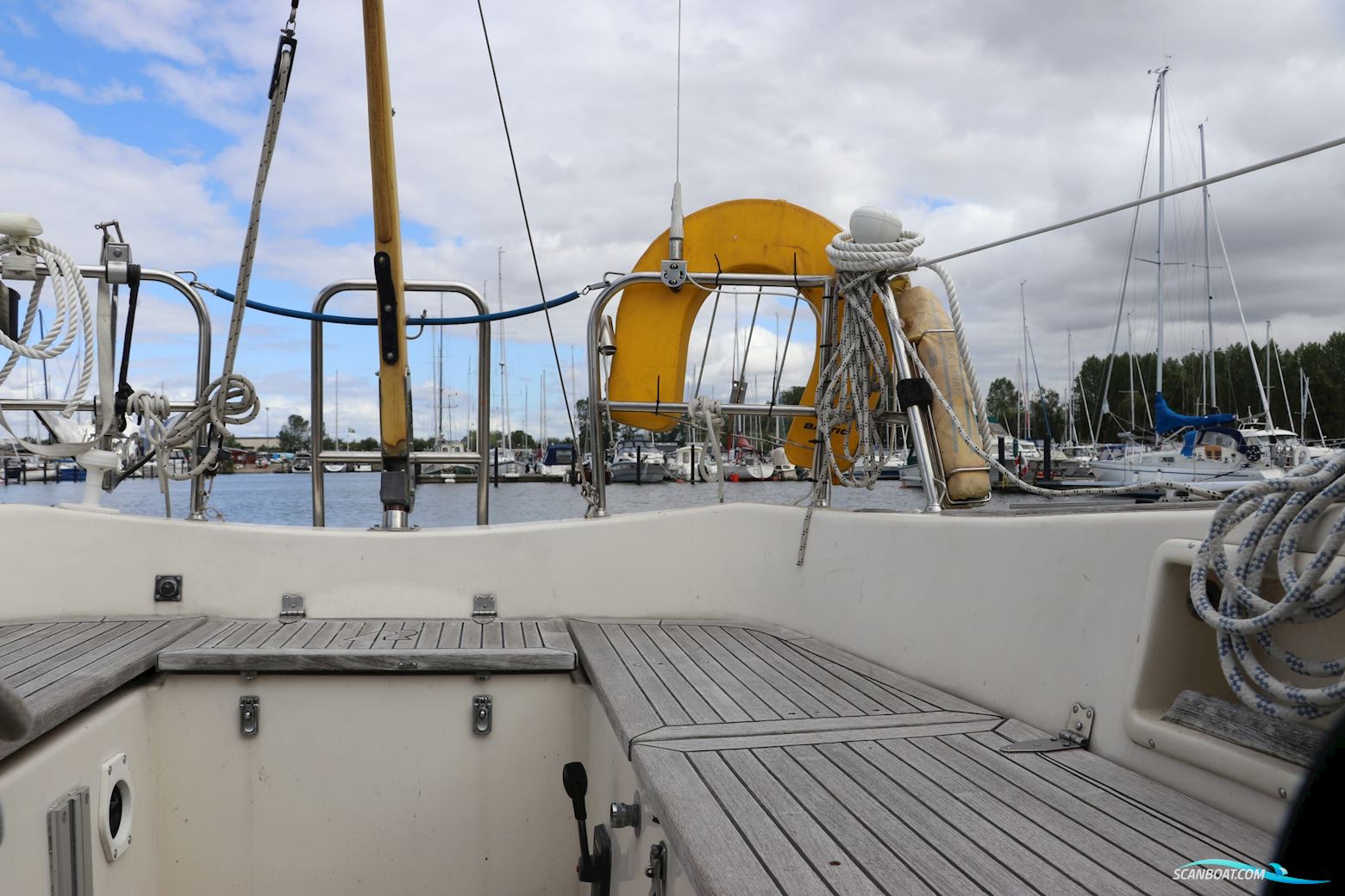 Hallberg-Rassy 29