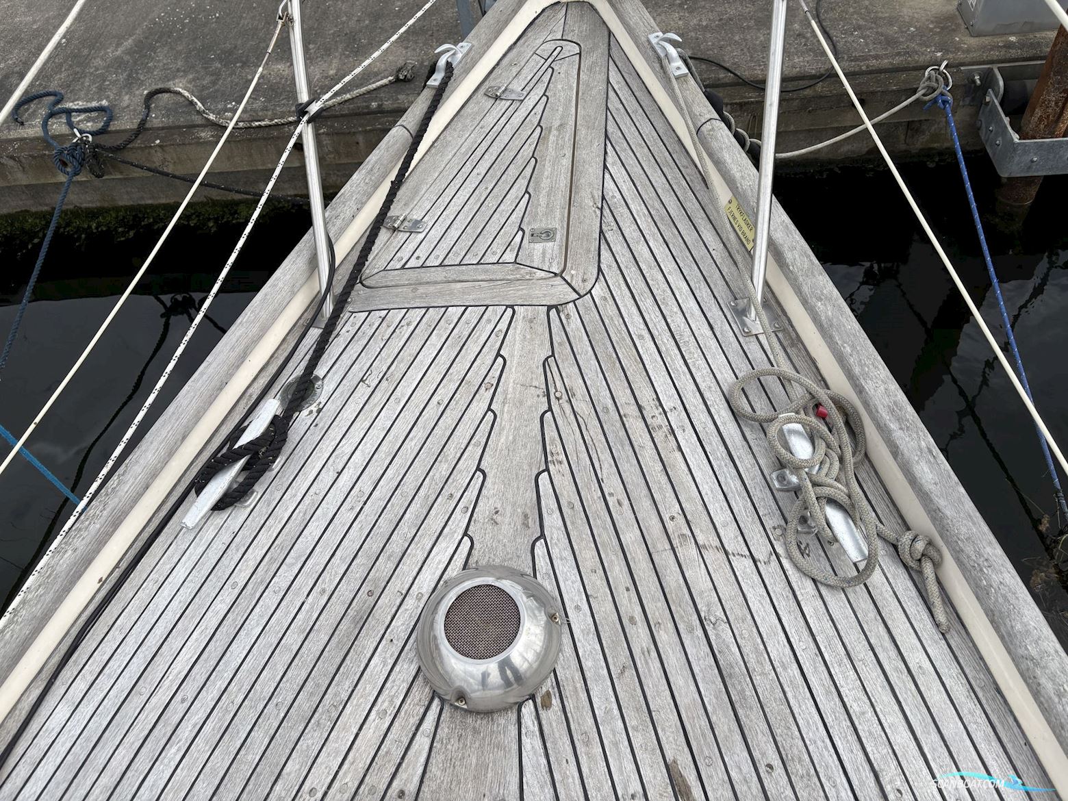 Hallberg Rassy 29