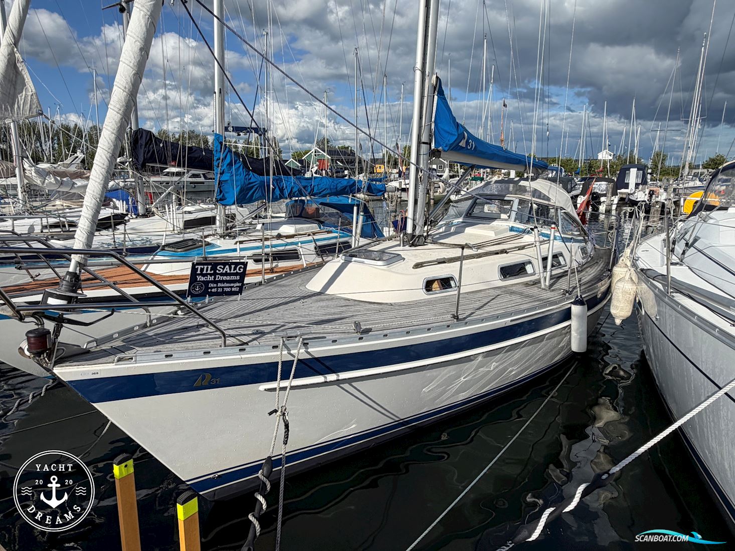 Hallberg Rassy 31 MKII