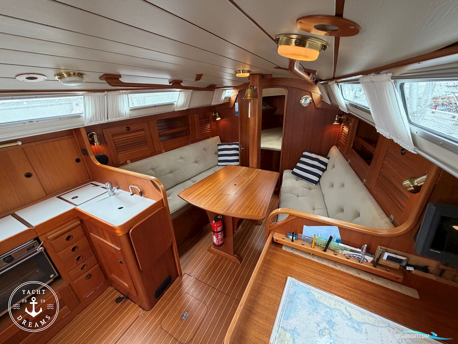 Hallberg Rassy 31 MKII