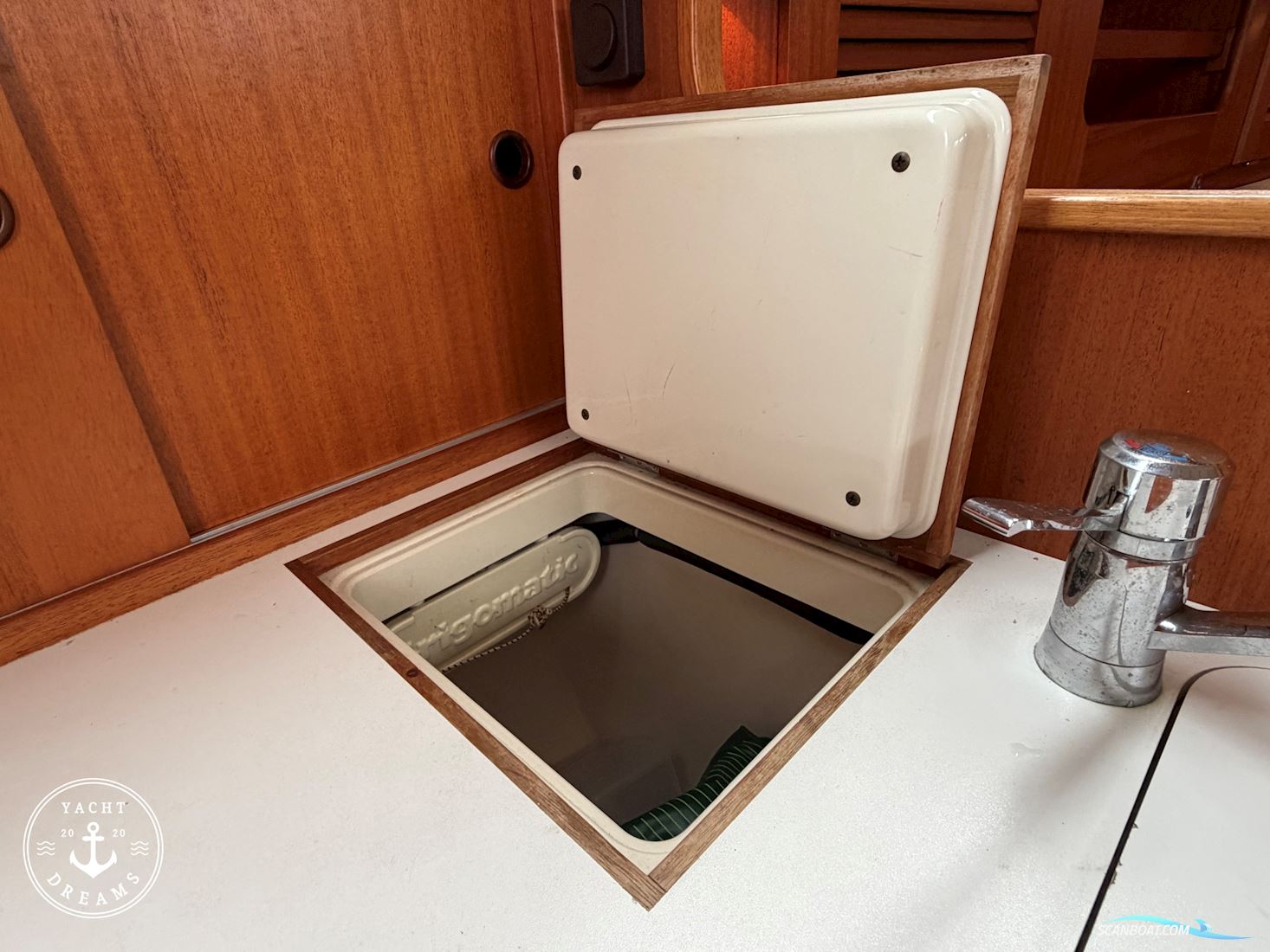 Hallberg Rassy 31 MKII