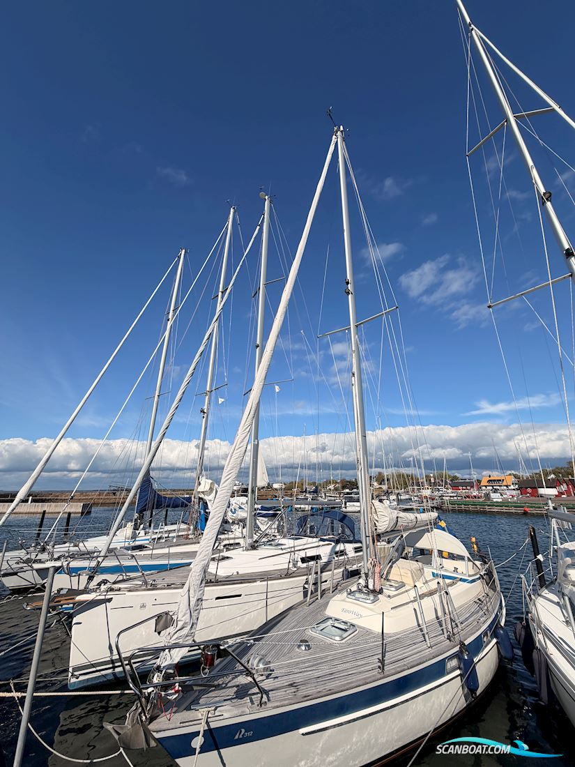 Hallberg-Rassy 312