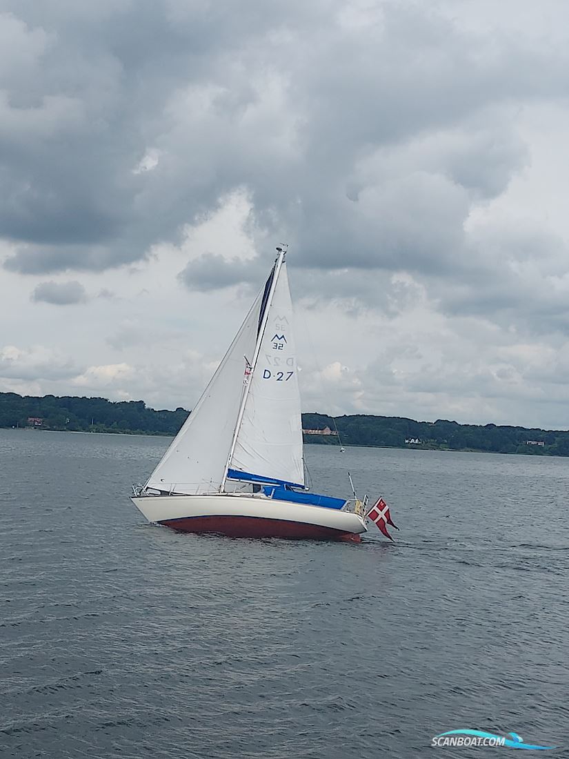 Hallberg Rassy 32 Mistress
