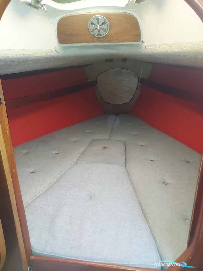 Hallberg Rassy 32 Mistress
