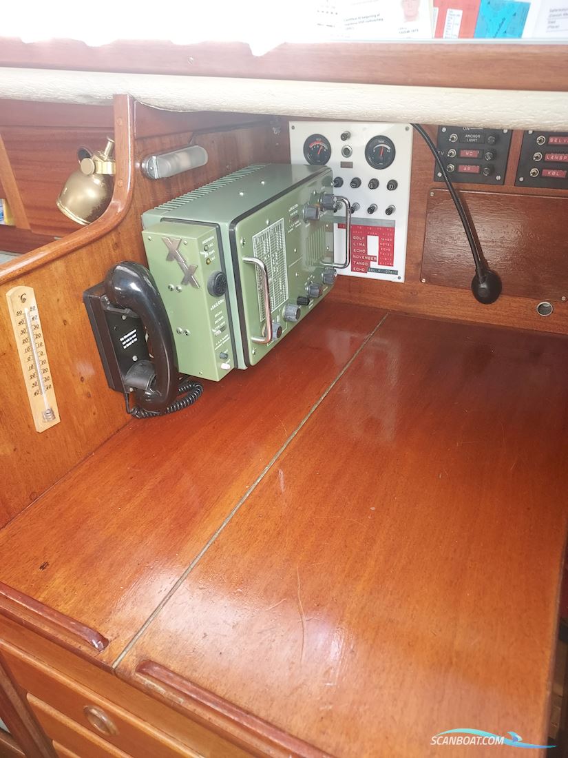 Hallberg Rassy 32 Mistress