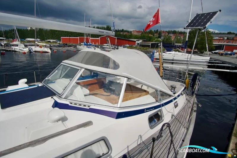 Hallberg-Rassy 34