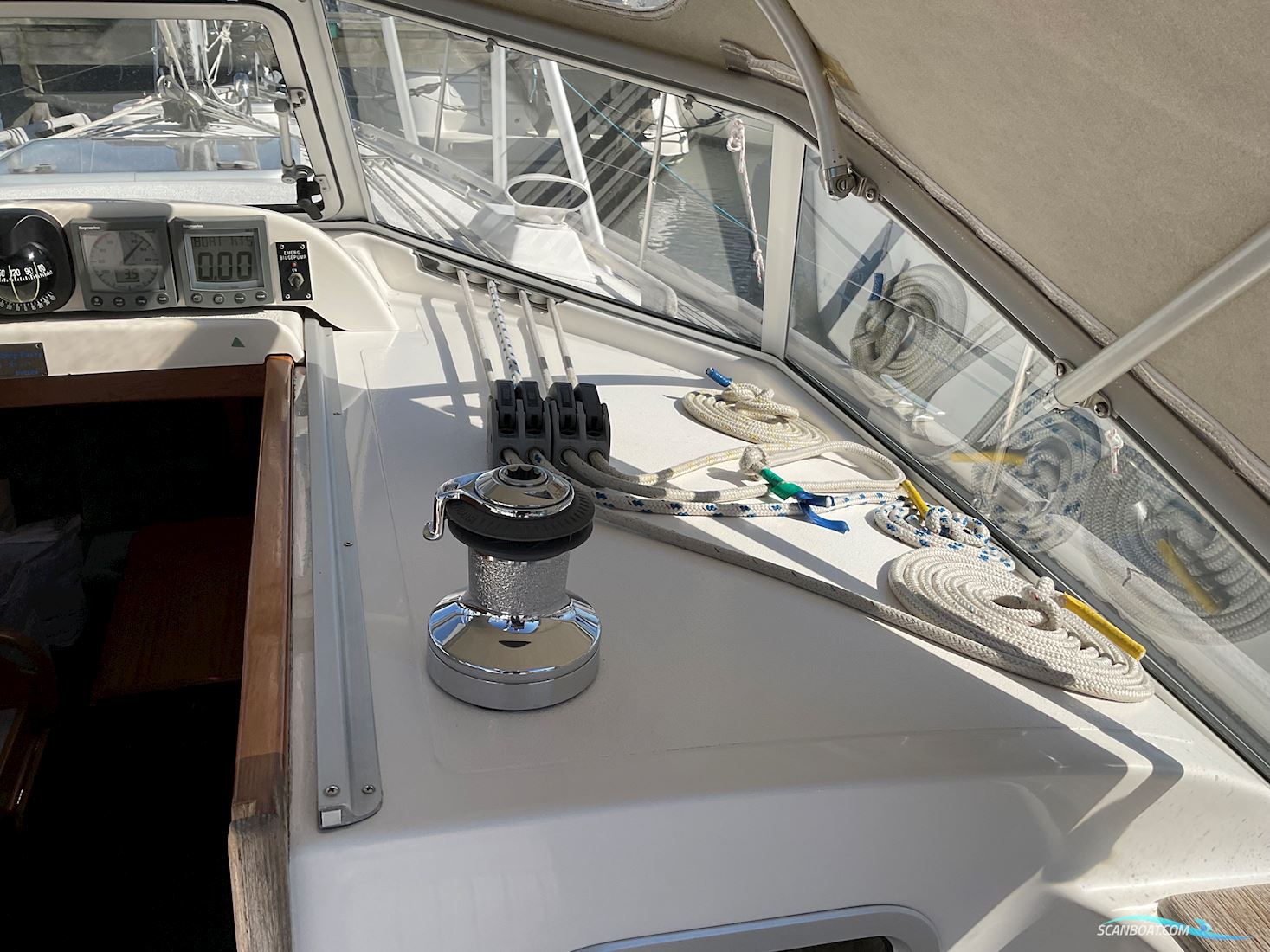 Hallberg-Rassy 34