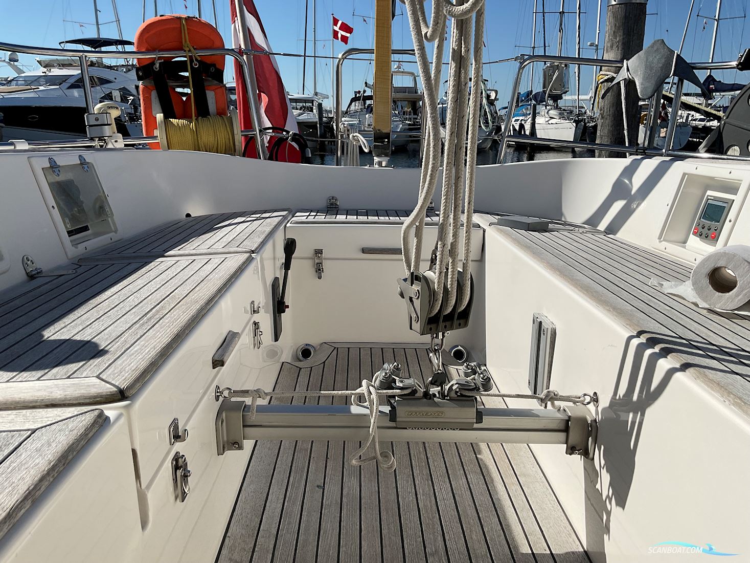 Hallberg-Rassy 34