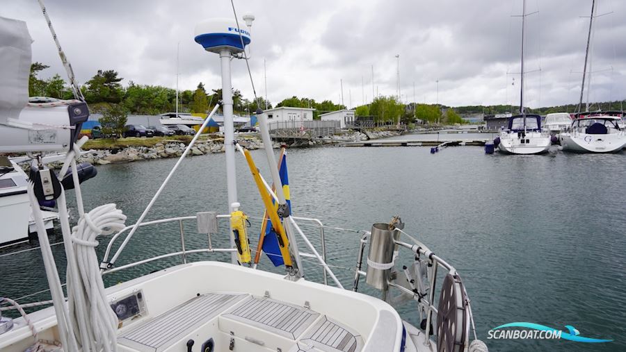Hallberg-Rassy 34