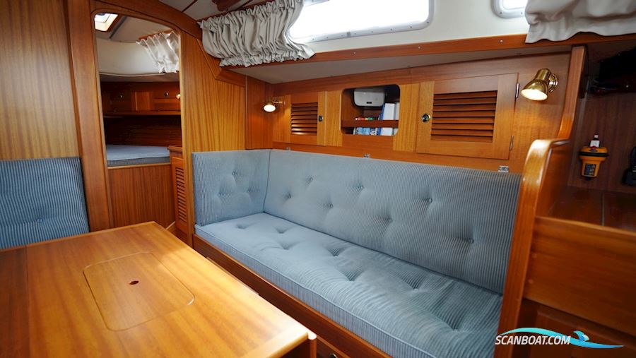 Hallberg-Rassy 34