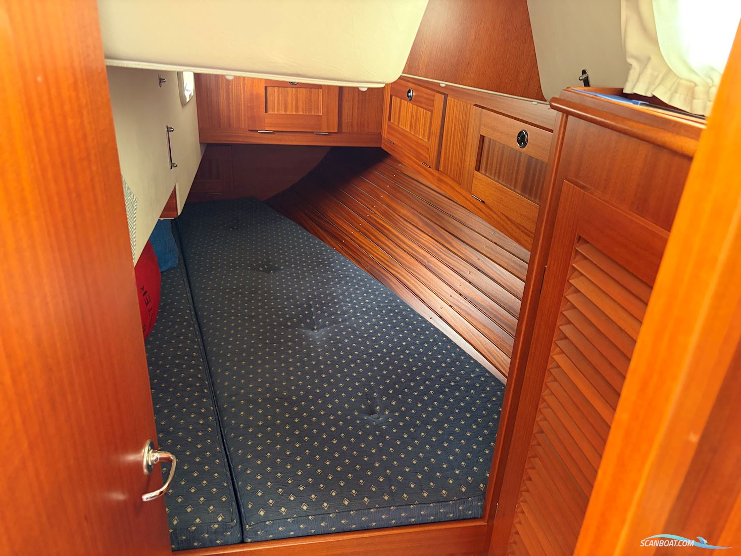 Hallberg-Rassy 34