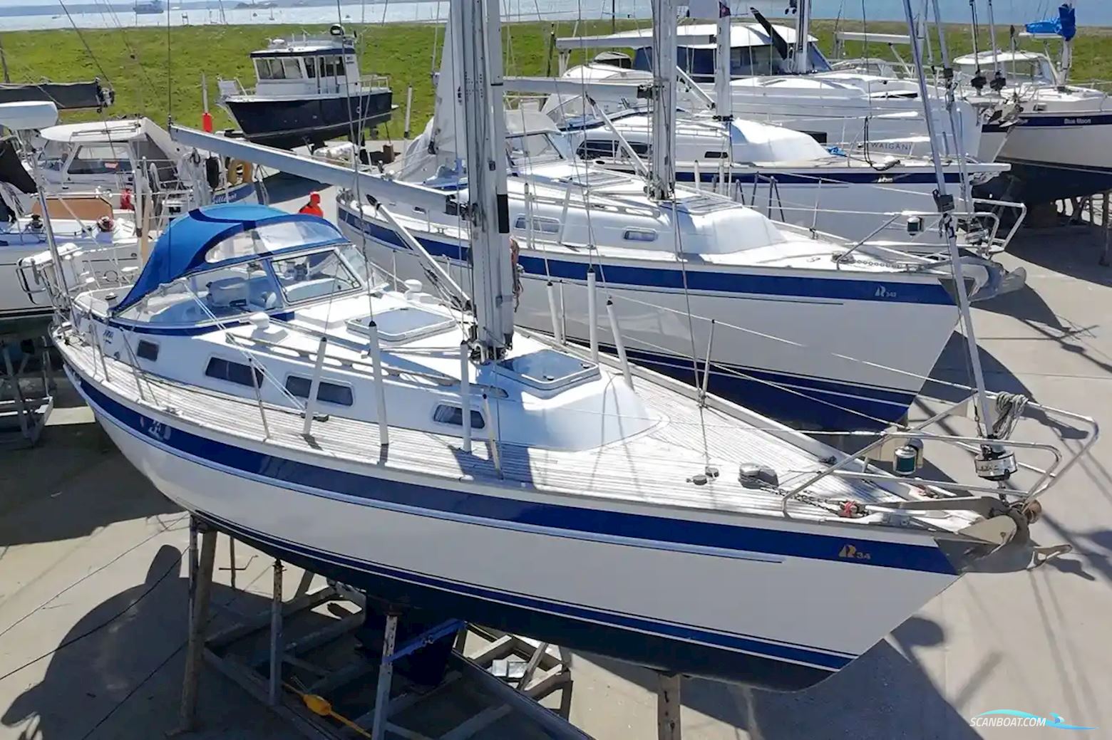 Hallberg-rassy 34