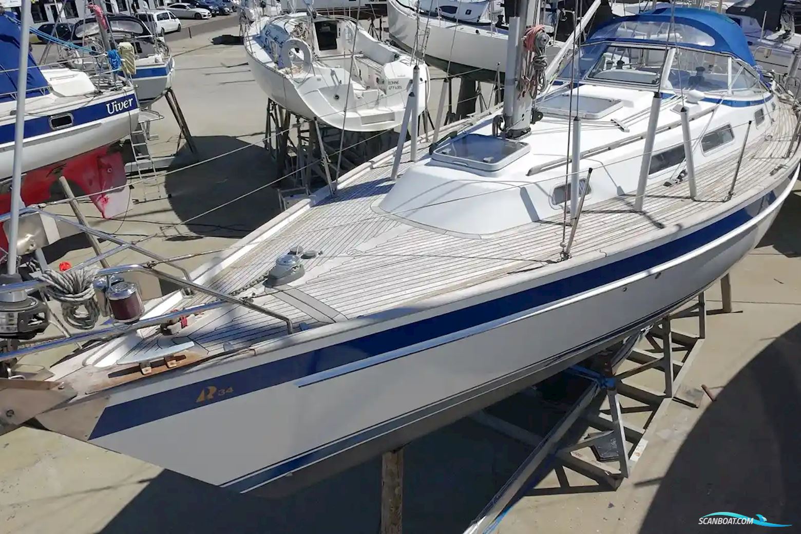 Hallberg-rassy 34