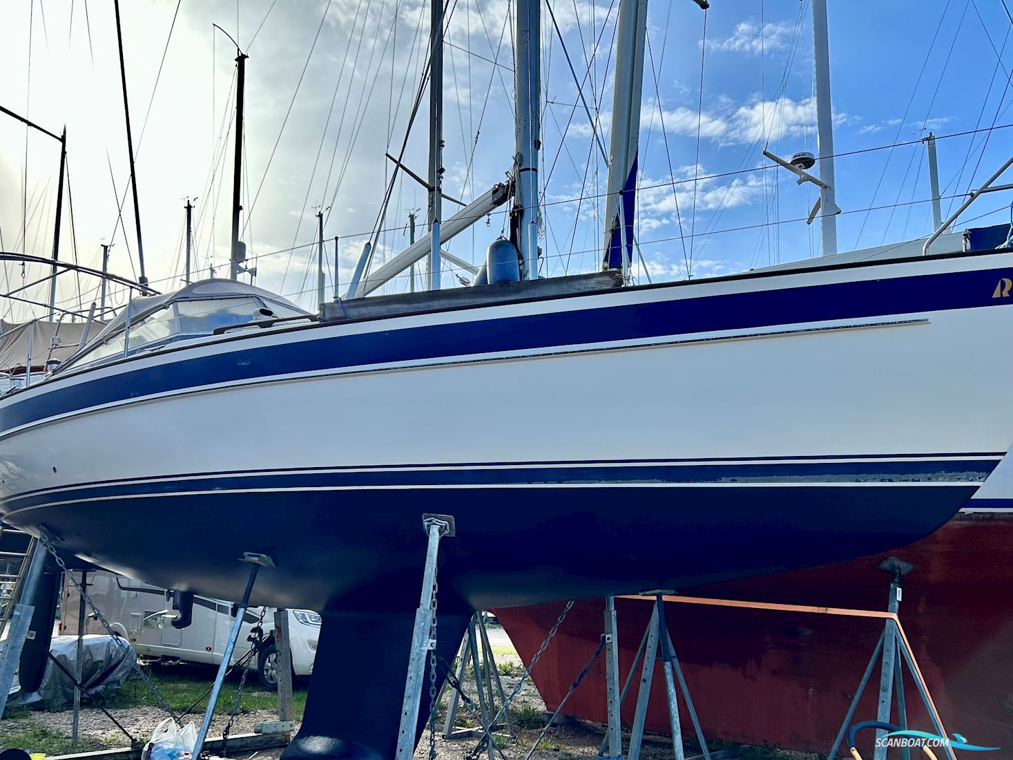 Hallberg-Rassy 34