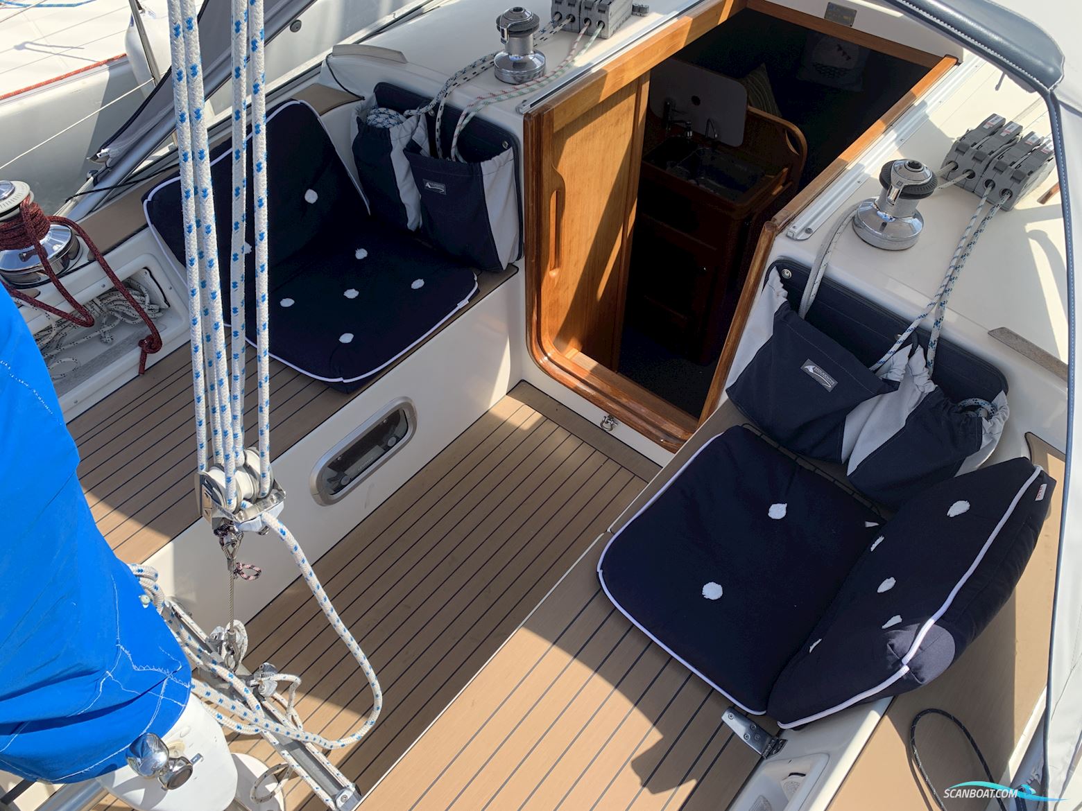 Hallberg-Rassy 34