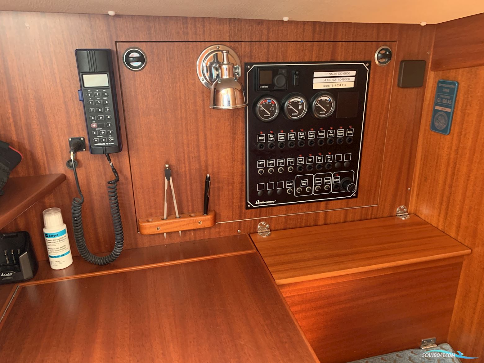 Hallberg-Rassy 34