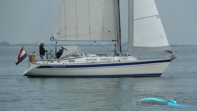 Hallberg Rassy 34