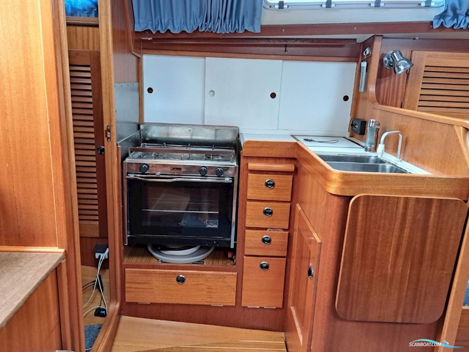 Hallberg-Rassy 34 Scandinavia
