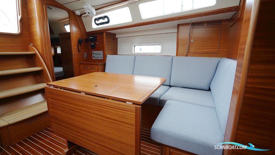 Hallberg-Rassy 340
