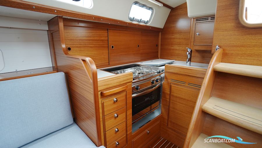 Hallberg-Rassy 340