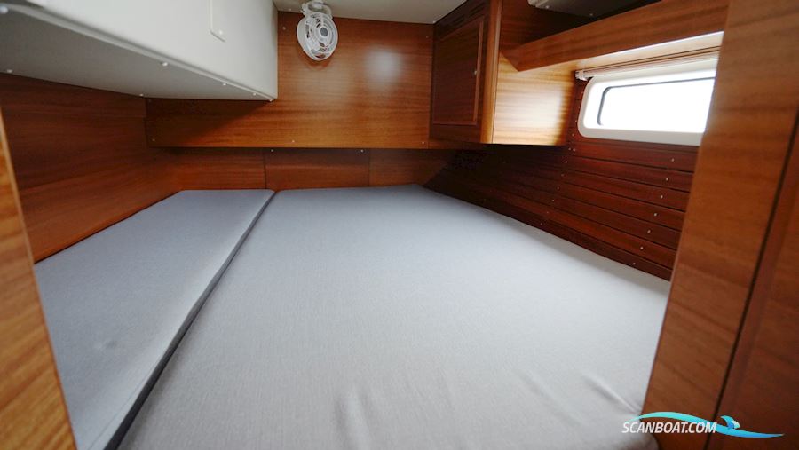 Hallberg-Rassy 340