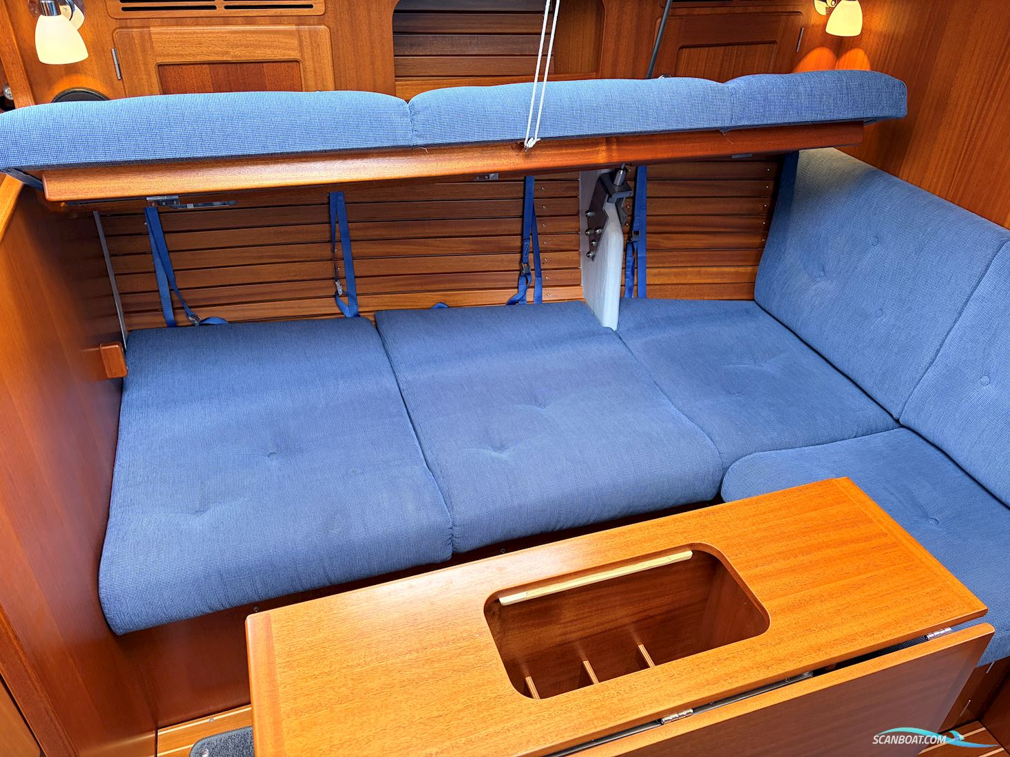 Hallberg-Rassy 342