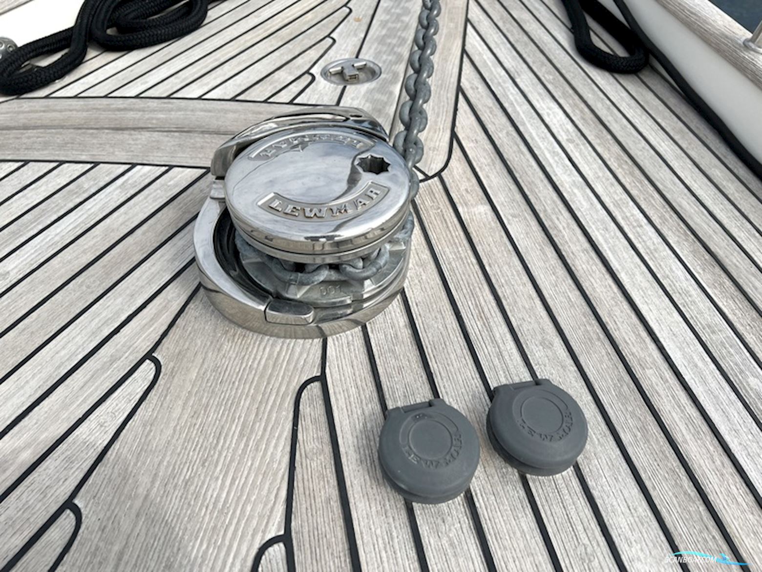 Hallberg Rassy 342