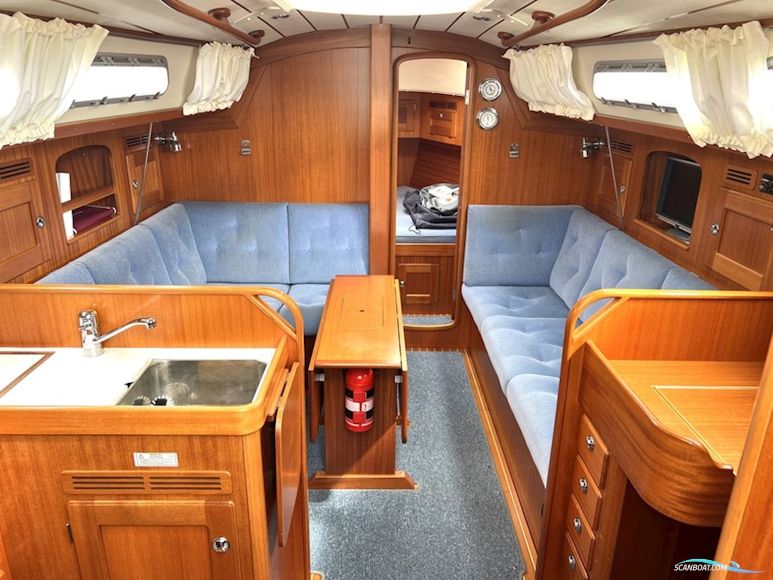 Hallberg Rassy 342