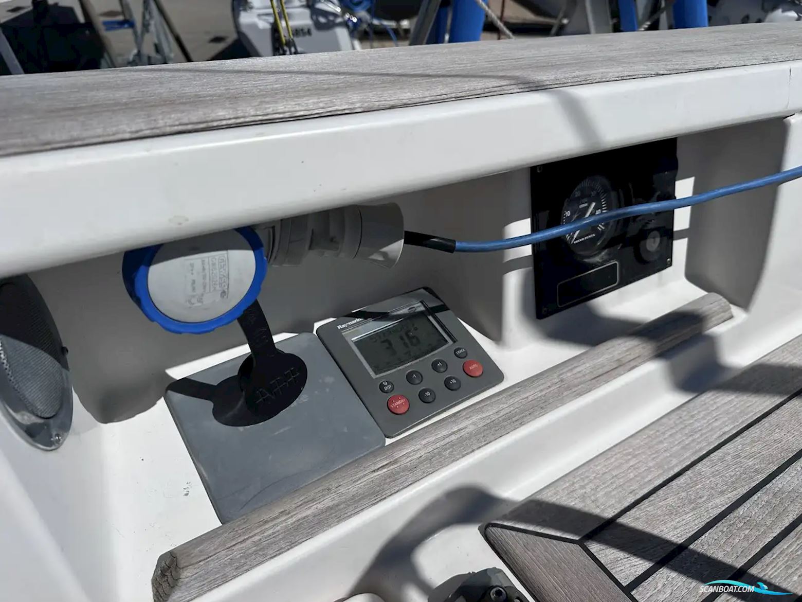 Hallberg-rassy 342