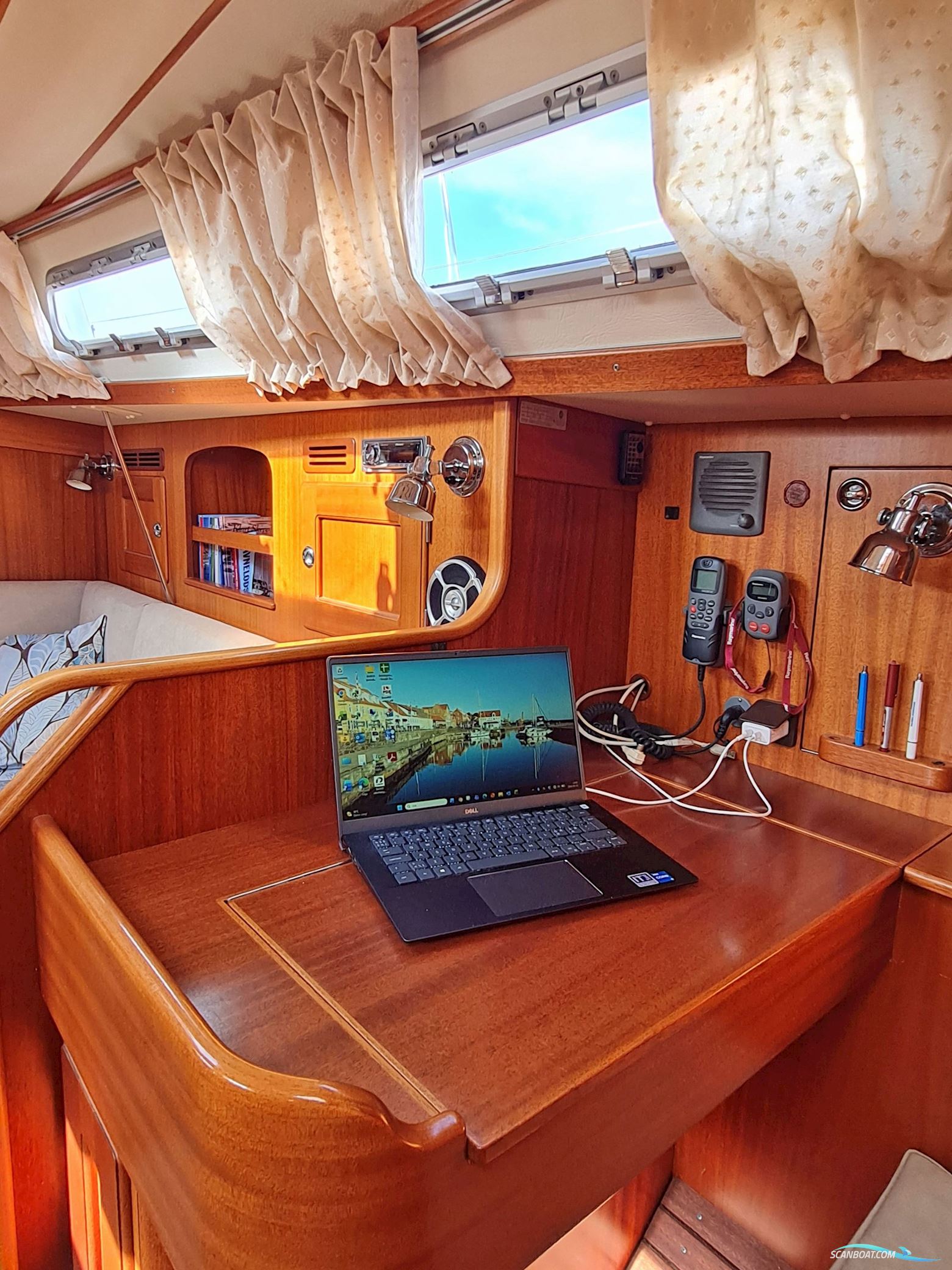 Hallberg-Rassy 342