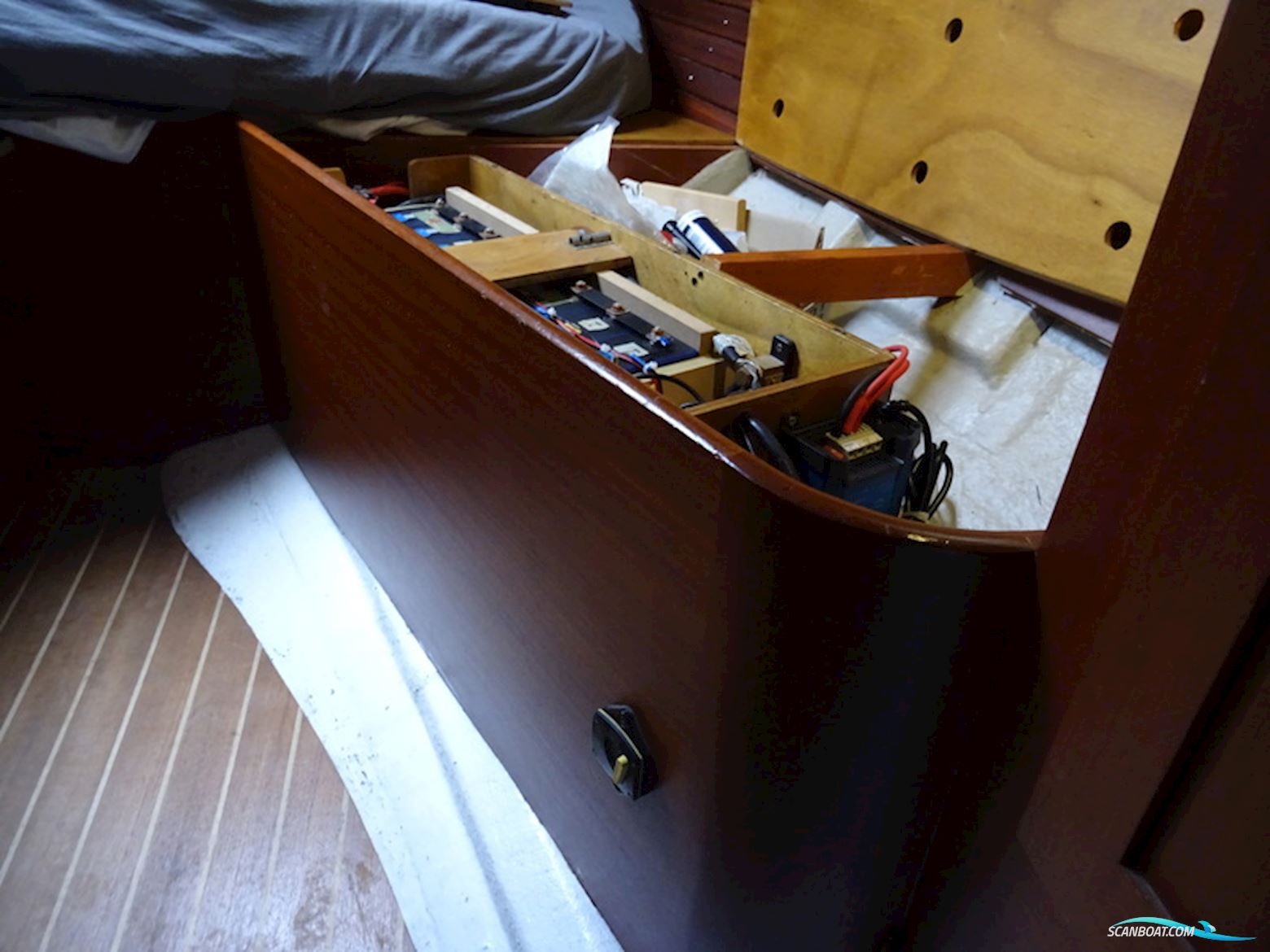 Hallberg Rassy 352 MKII