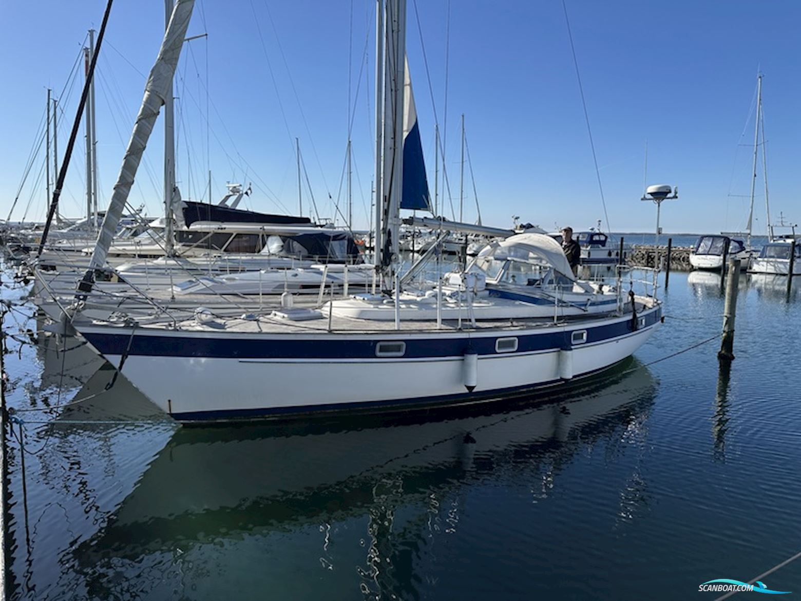 Hallberg Rassy 352 Segelboot 1981, mit Craftmann
 motor, Dänemark