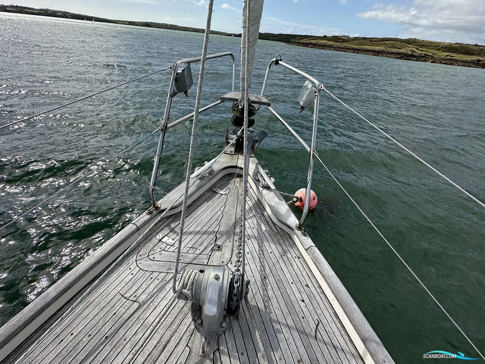 Hallberg-Rassy 352