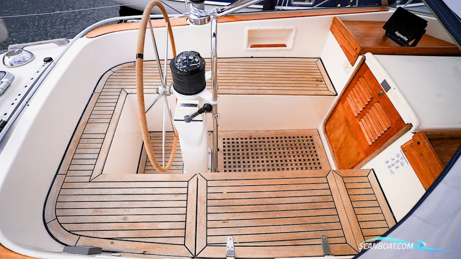 Hallberg-Rassy 36