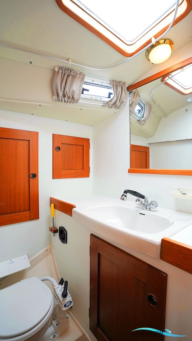 Hallberg-Rassy 36
