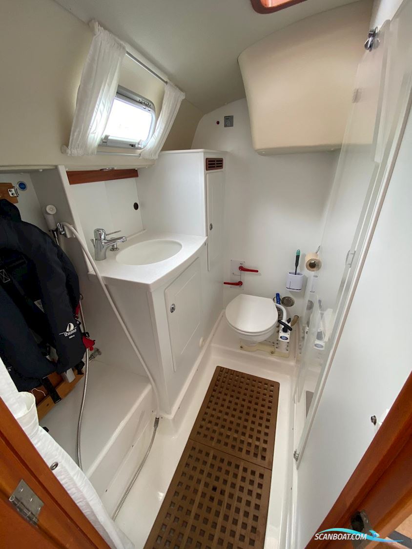 Hallberg-Rassy 372