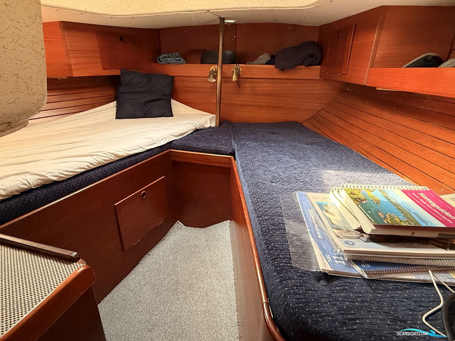 Hallberg Rassy 38, Forårspris 450.000,-