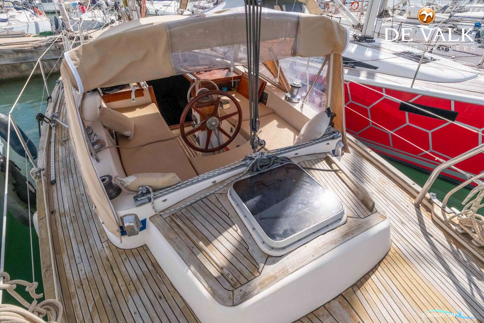 Hallberg Rassy 38
