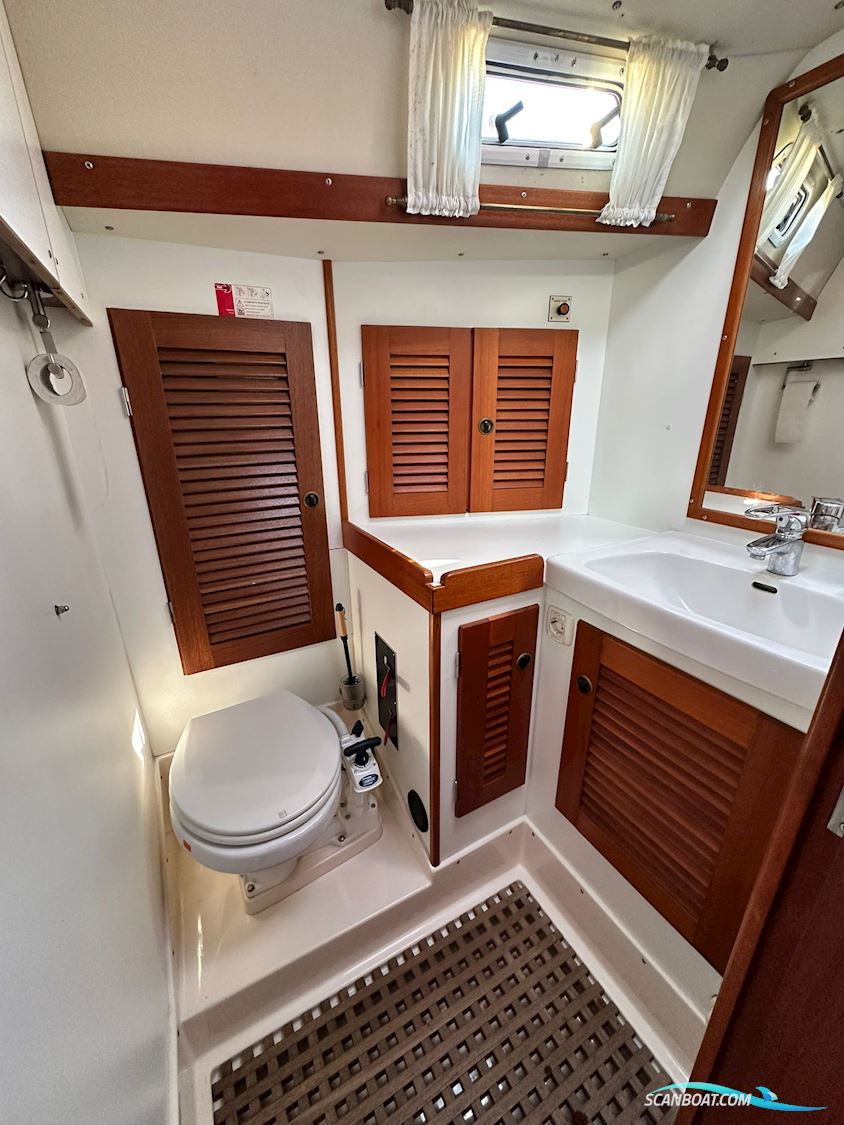 Hallberg-Rassy 39 MK2