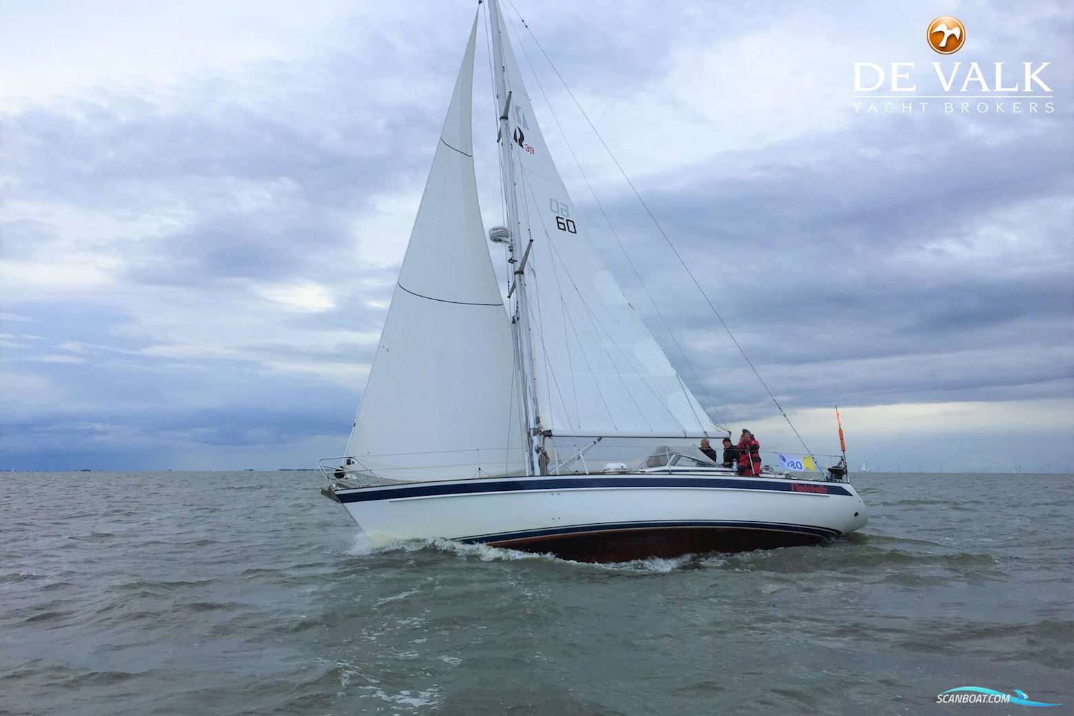 Hallberg Rassy 39