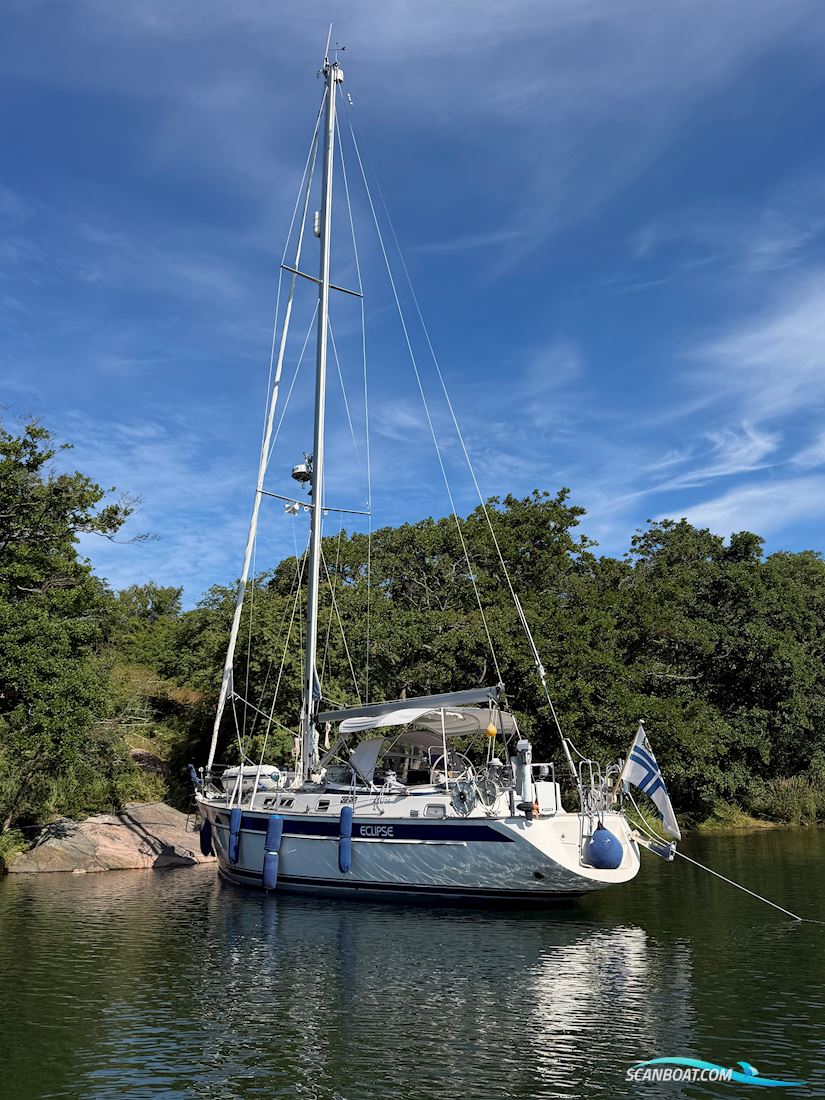 Hallberg-Rassy 39 Segelboot 2001, mit •	Volvo Penta D2-55  motor, Finland