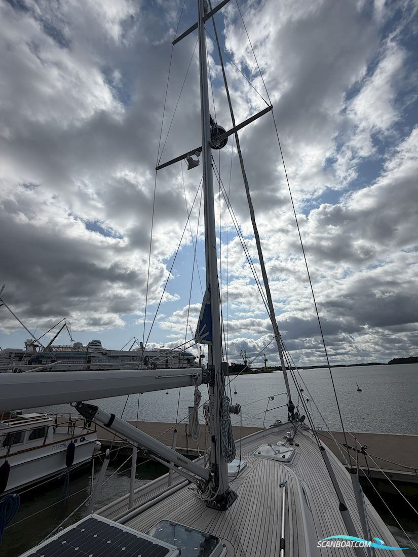 Hallberg-Rassy 39