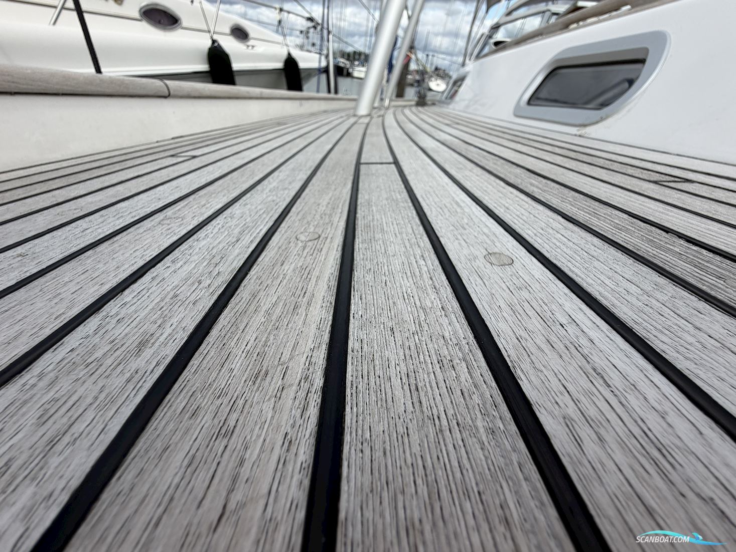 Hallberg-Rassy 39