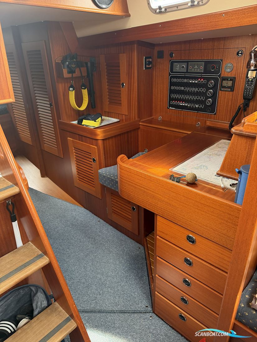 Hallberg-Rassy 39