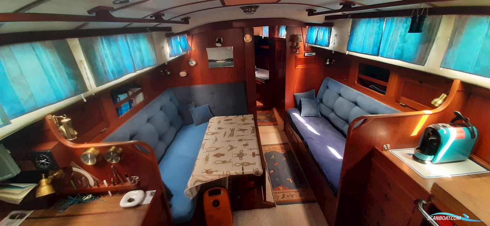 Hallberg Rassy 41 Ketch