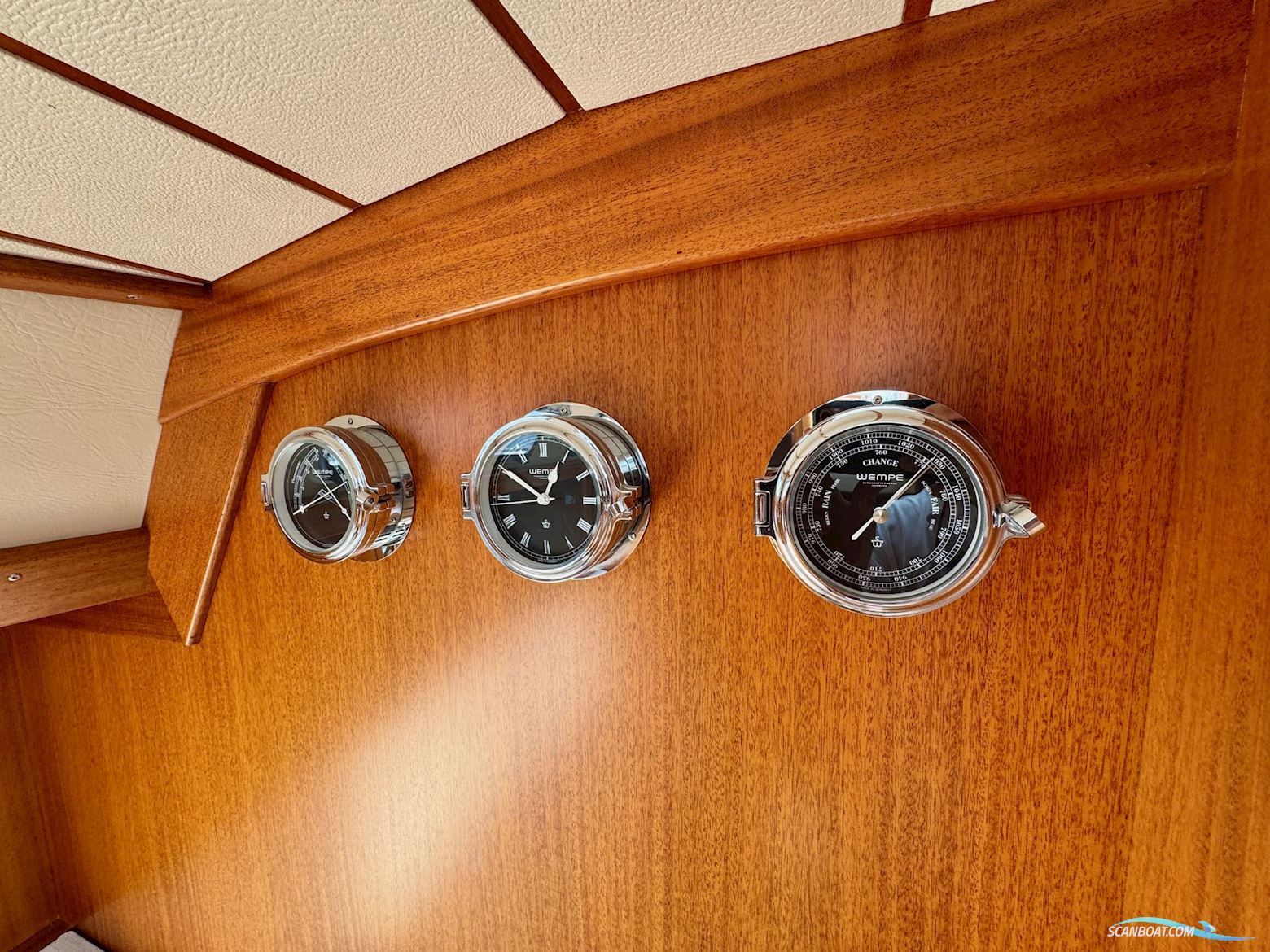 Hallberg-Rassy 412