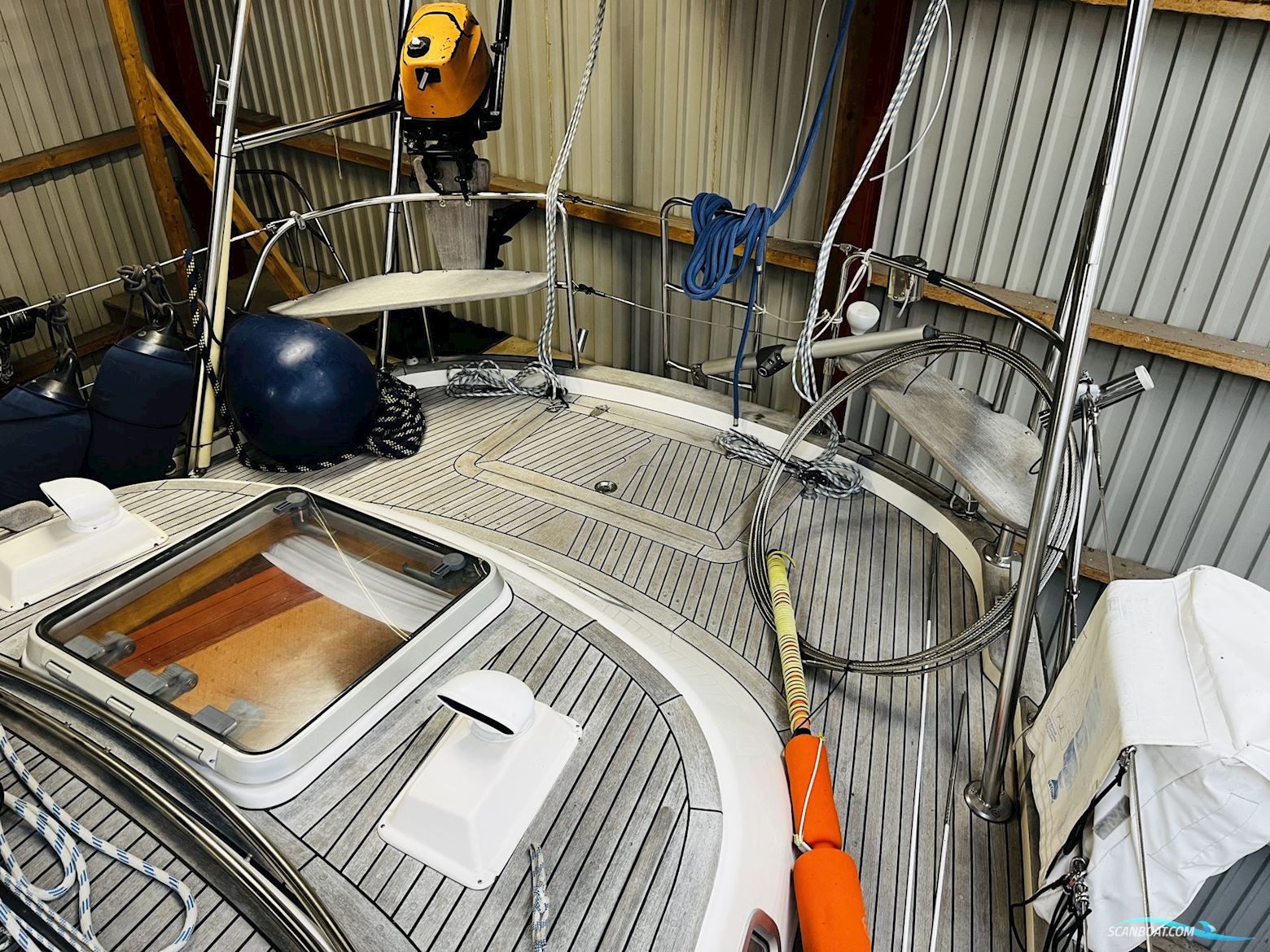 Hallberg-Rassy 42 F MkII